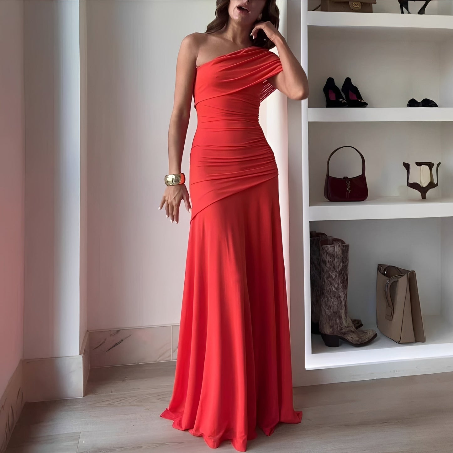 Marga - Elegantes Maxikleid ohne Schultern