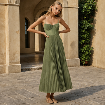 Lorelei - Elegantes Rückenfreies Ärmelloses Kleid
